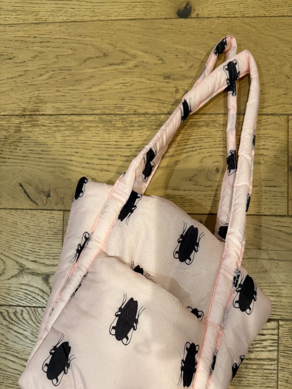 NWT Baggu Puffy Mini Tote - Roach